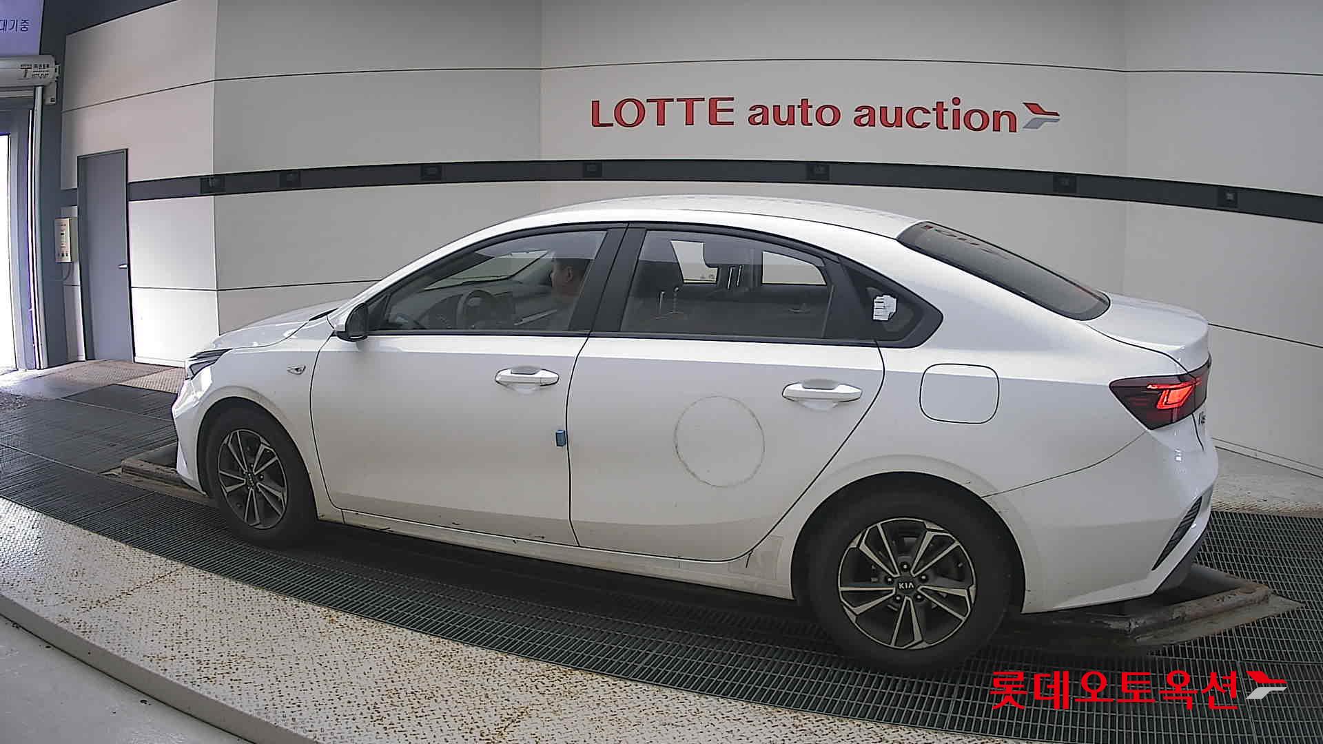 Kia K3 id 3097975 из Кореи 11