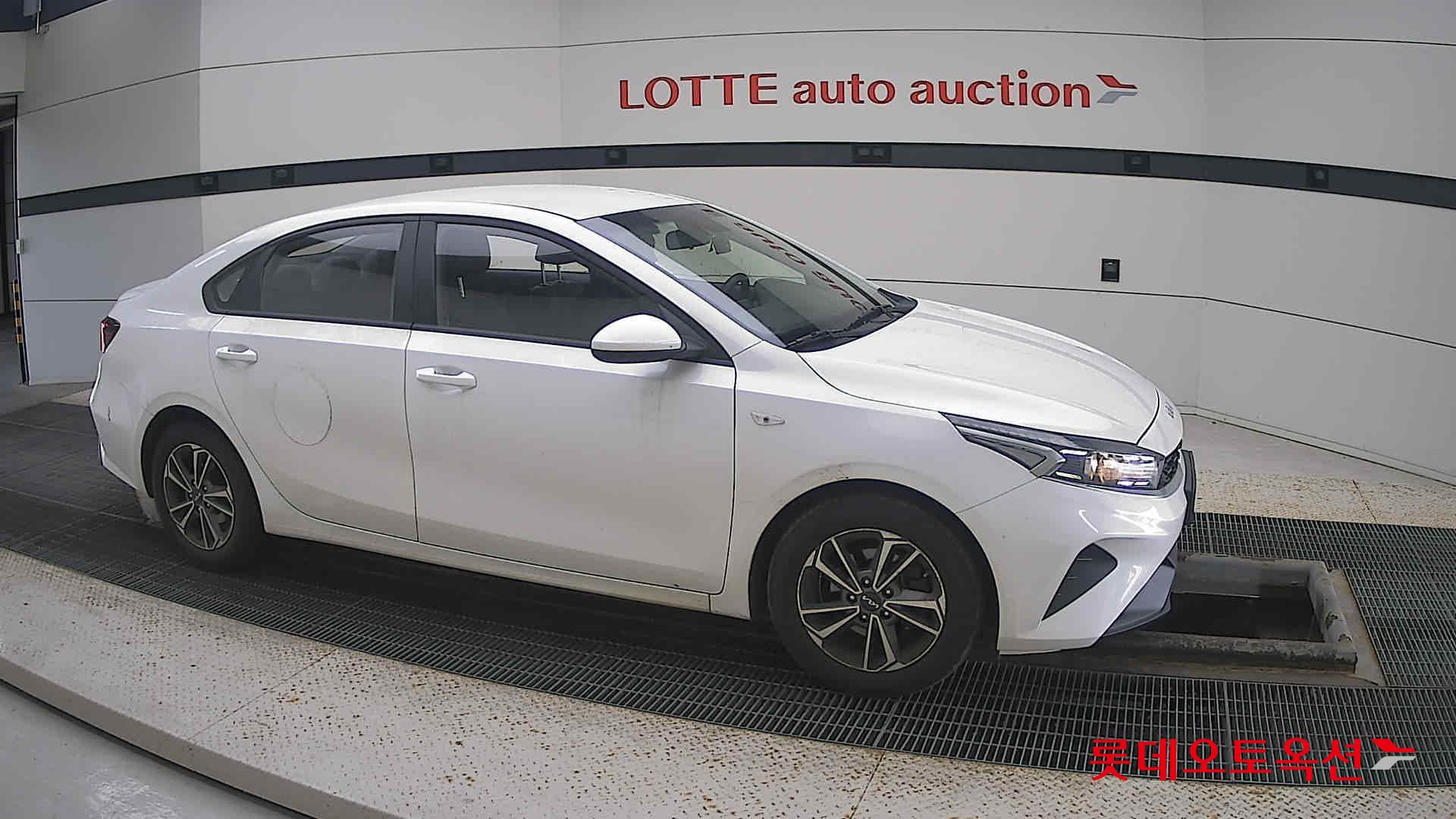 Kia K3 id 3097975 из Кореи 17