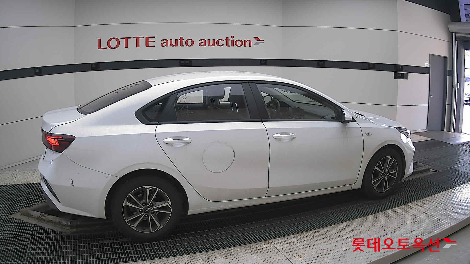 Kia K3 id 3097975 из Кореи 18