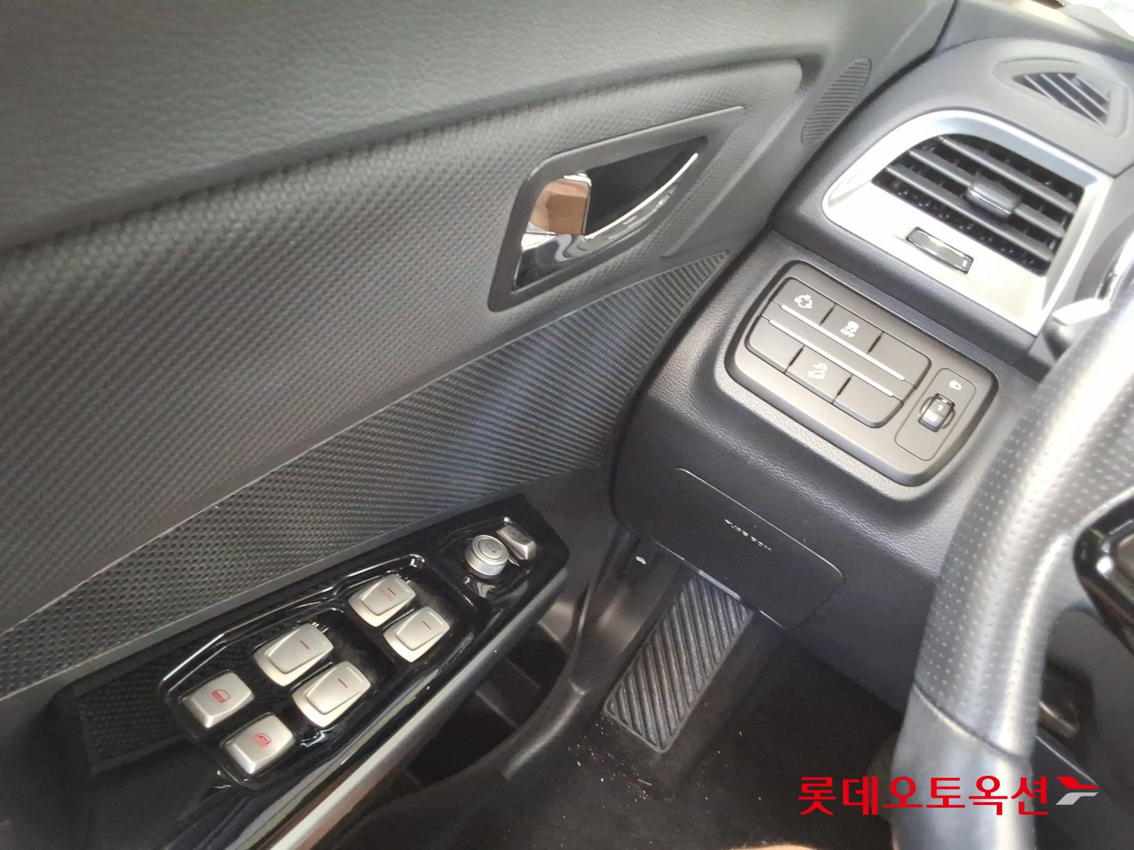 SsangYong Tivoli id 3015810 из Кореи 28