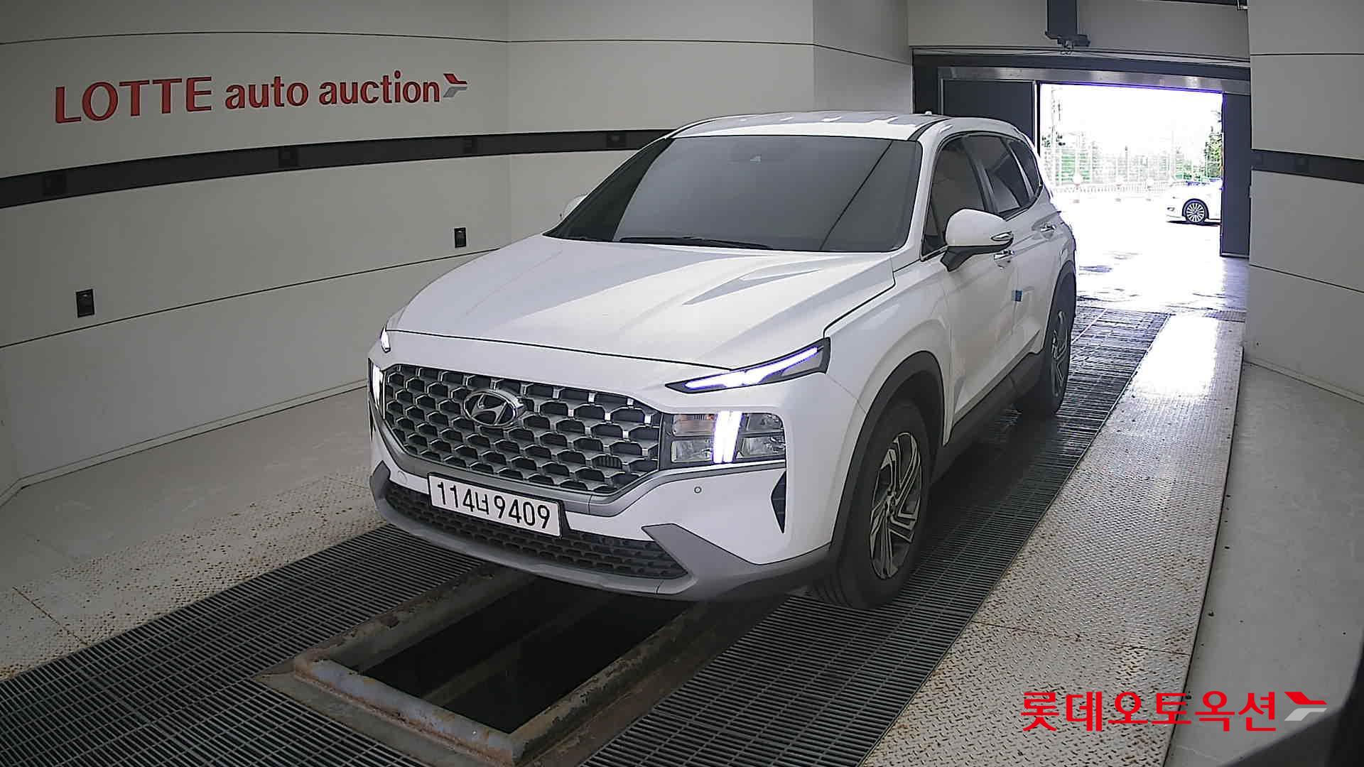 Hyundai Santa Fe 2021 Белый из Кореи