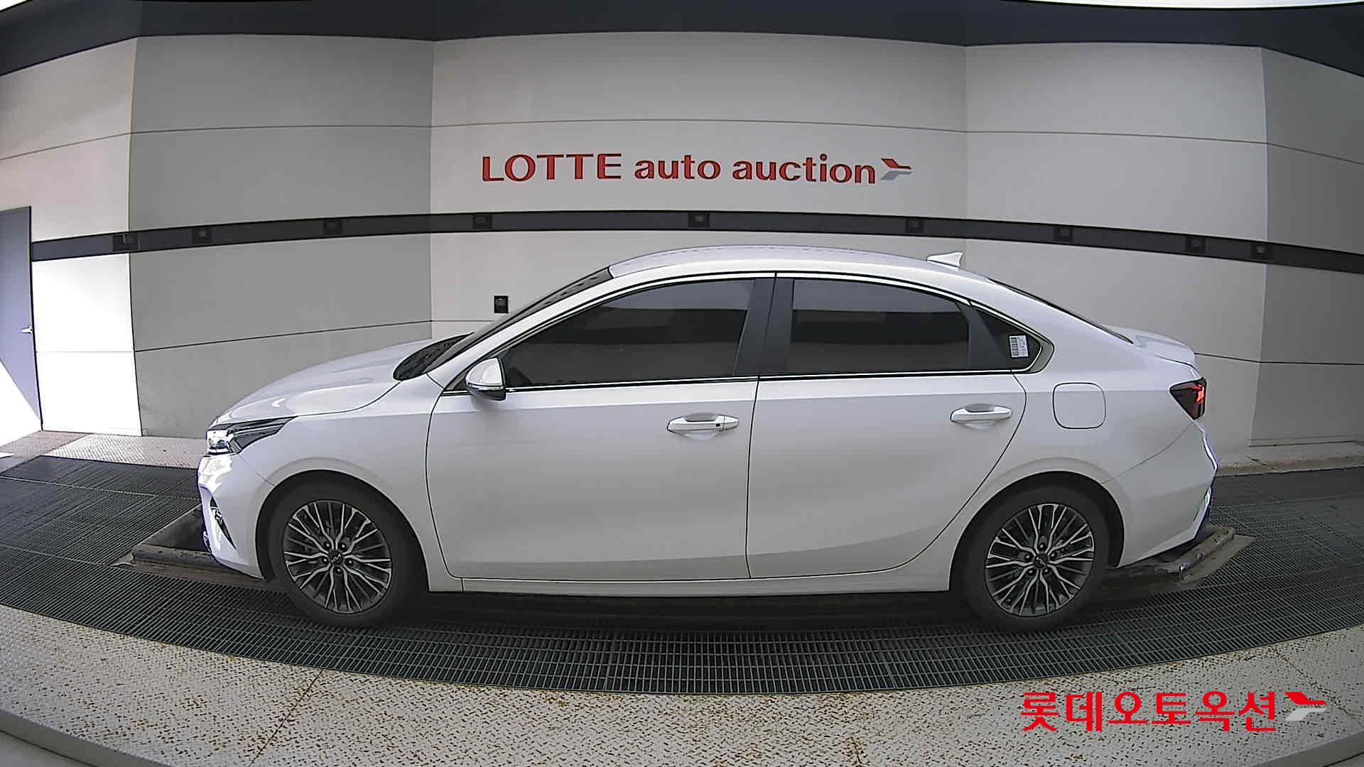 Kia K3 id 3057639 из Кореи 7