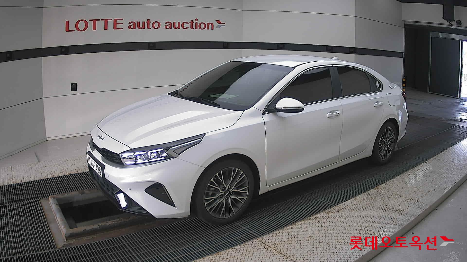 Kia K3 id 3057639 из Кореи 13