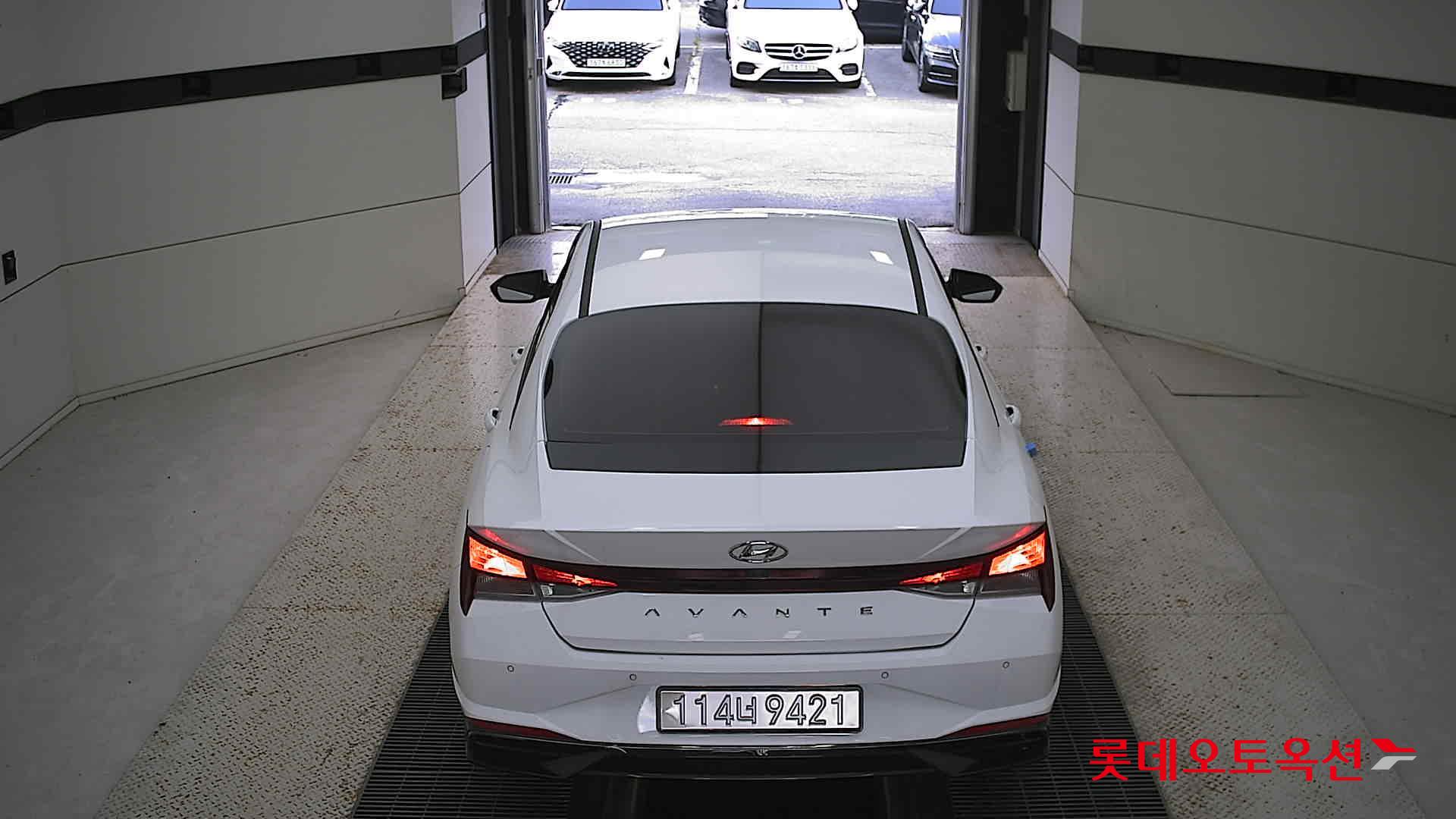 Hyundai Avante 2021 Белый из Кореи, фото 5