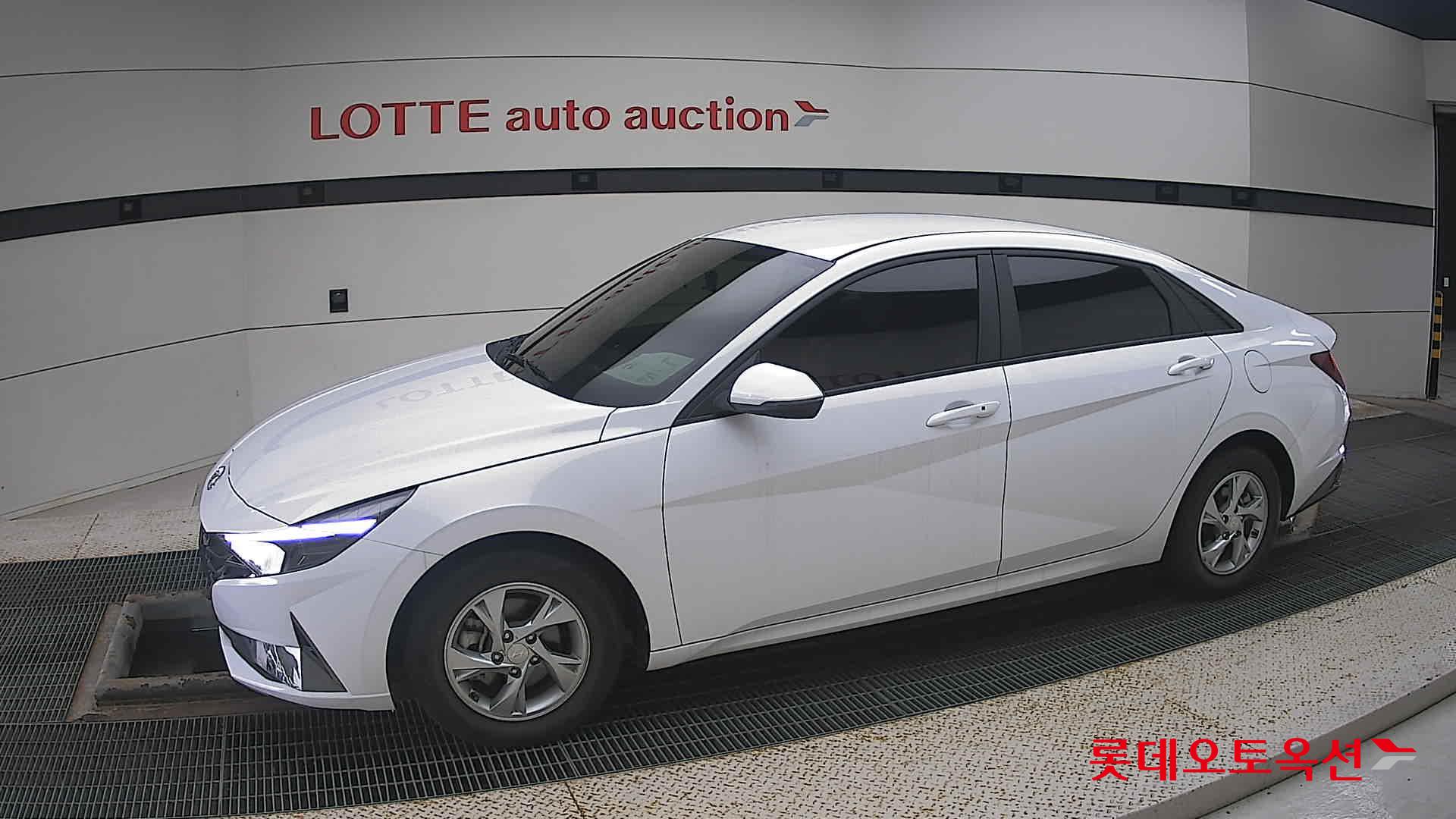 Hyundai Avante id 3062734 из Кореи 12