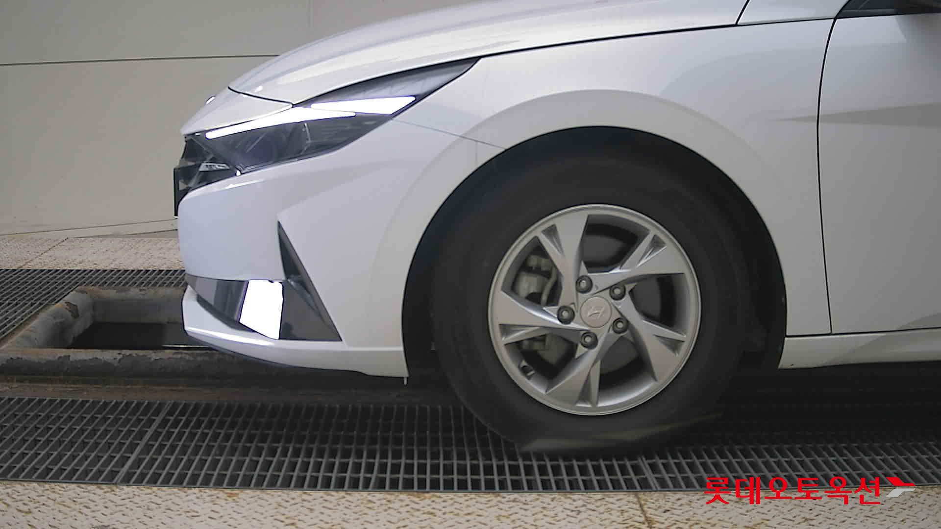 Hyundai Avante id 3062734 из Кореи 21