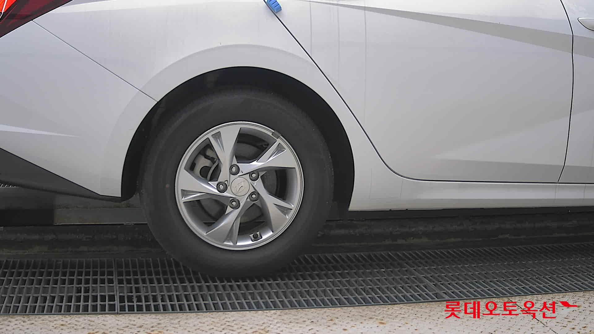 Hyundai Avante id 3062734 из Кореи 24