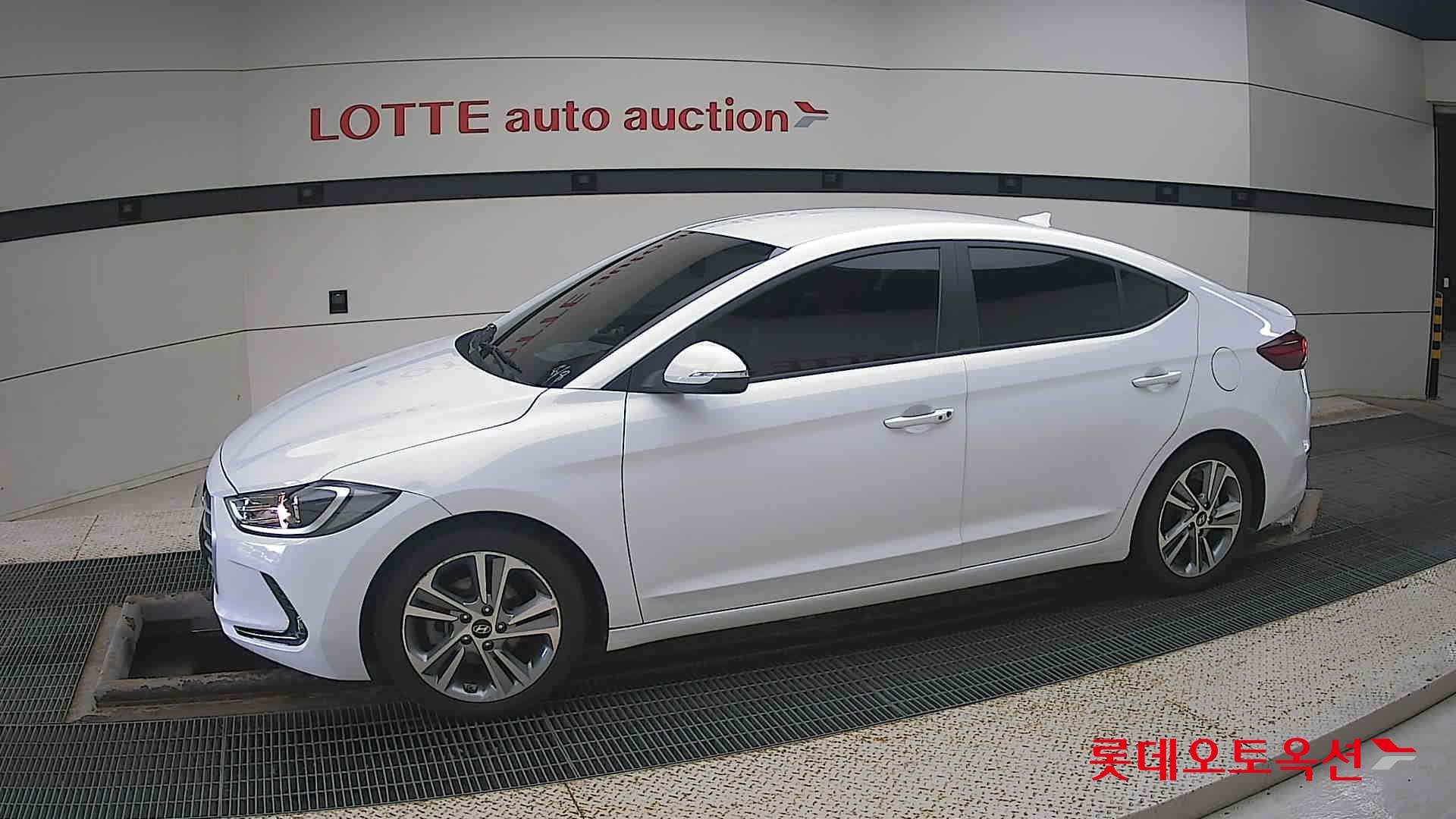 Hyundai Avante id 3052521 из Кореи 12