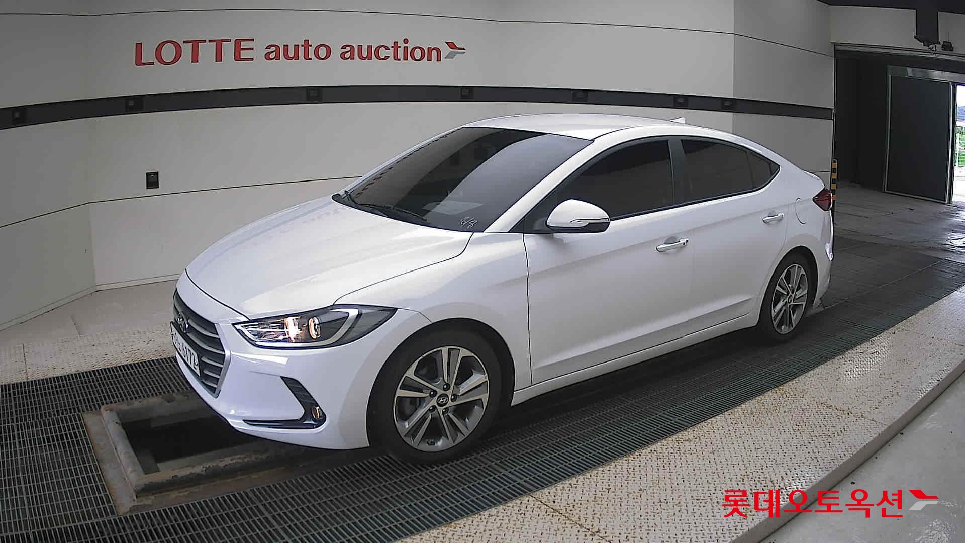 Hyundai Avante id 3052521 из Кореи 13