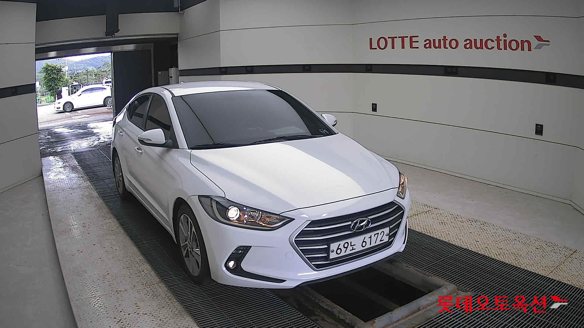 Hyundai Avante id 3052521 из Кореи 15
