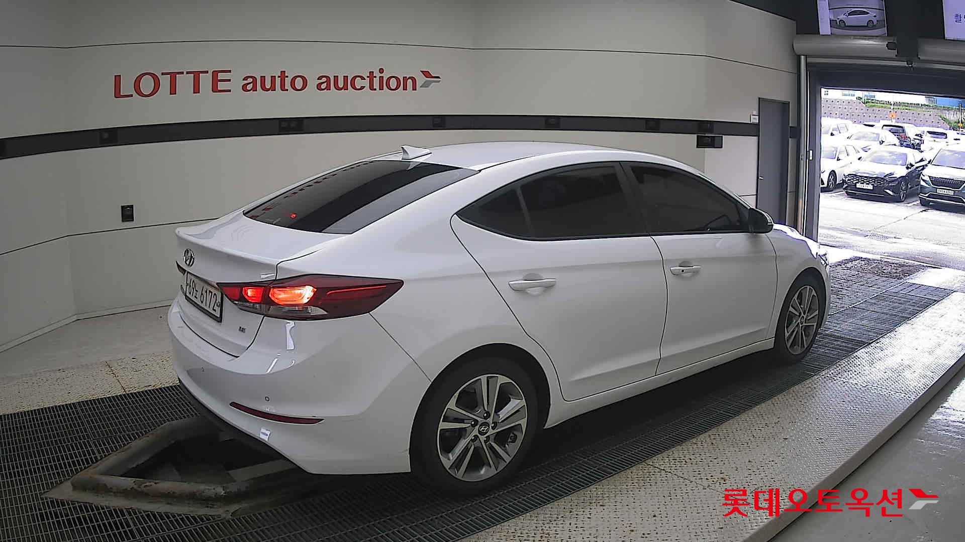 Hyundai Avante id 3052521 из Кореи 19