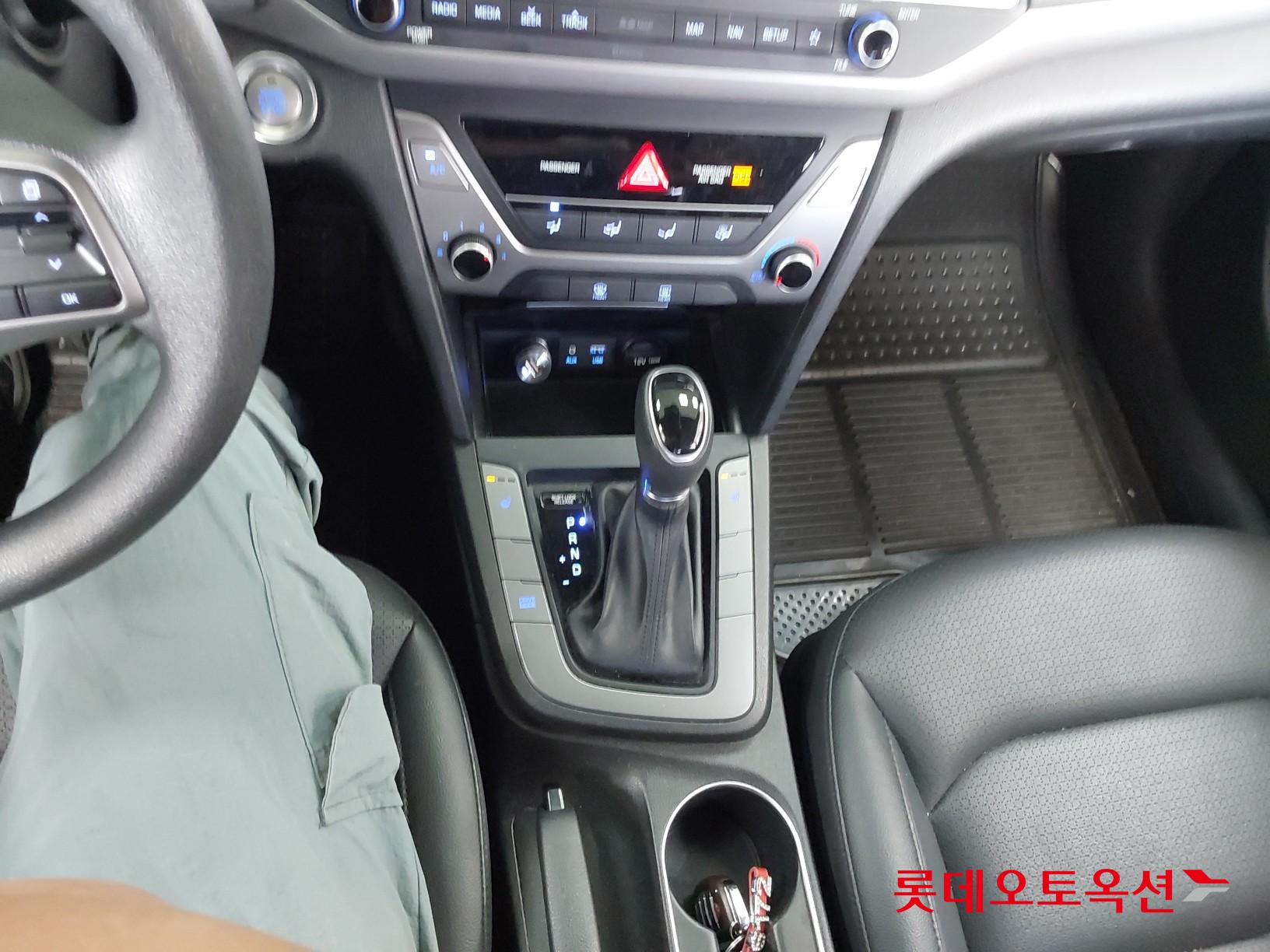 Hyundai Avante id 3052521 из Кореи 32