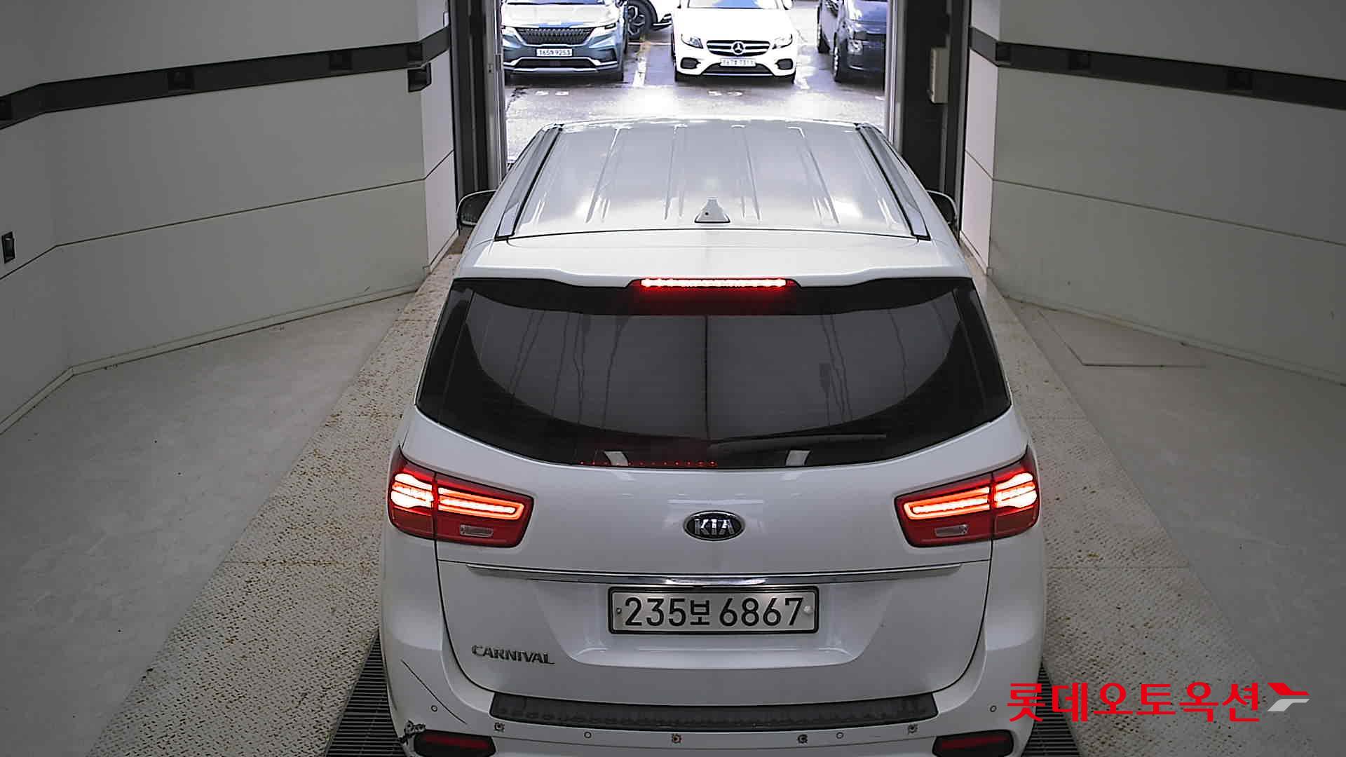 Kia Carnival 2019 Белый из Кореи, фото 5