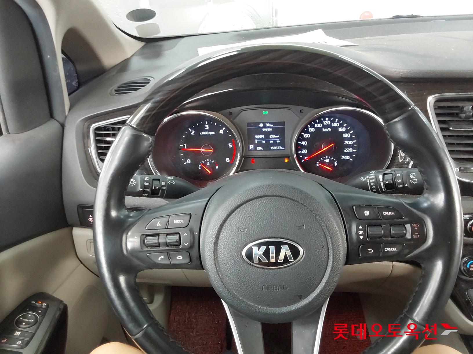 Kia Carnival id 3052554 из Кореи 29