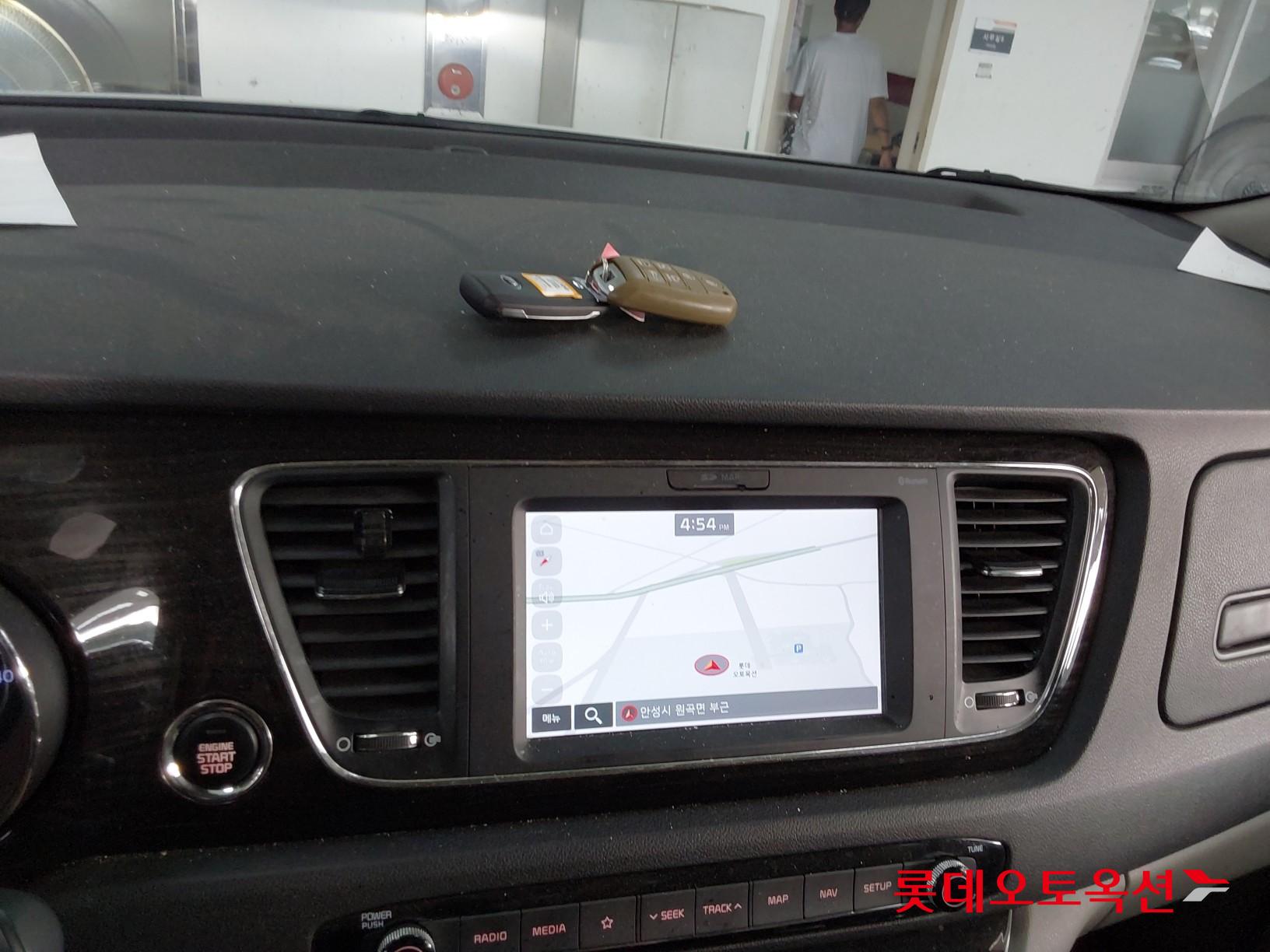 Kia Carnival id 3052554 из Кореи 31