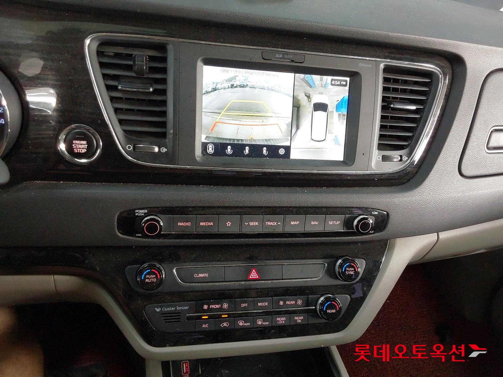 Kia Carnival id 3052554 из Кореи 32