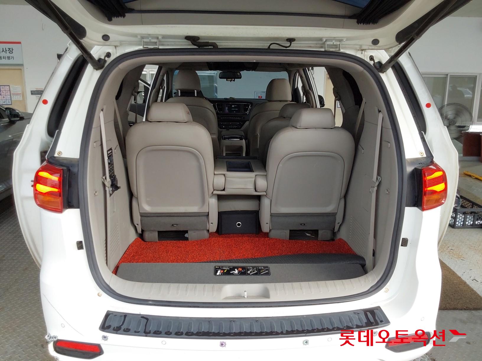 Kia Carnival id 3052554 из Кореи 37