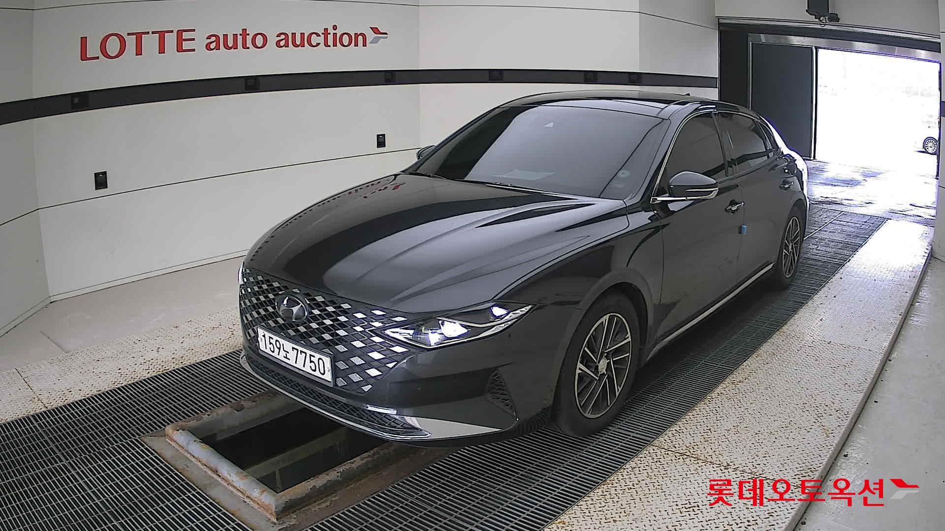 Hyundai Grandeur id 3057635 из Кореи 14