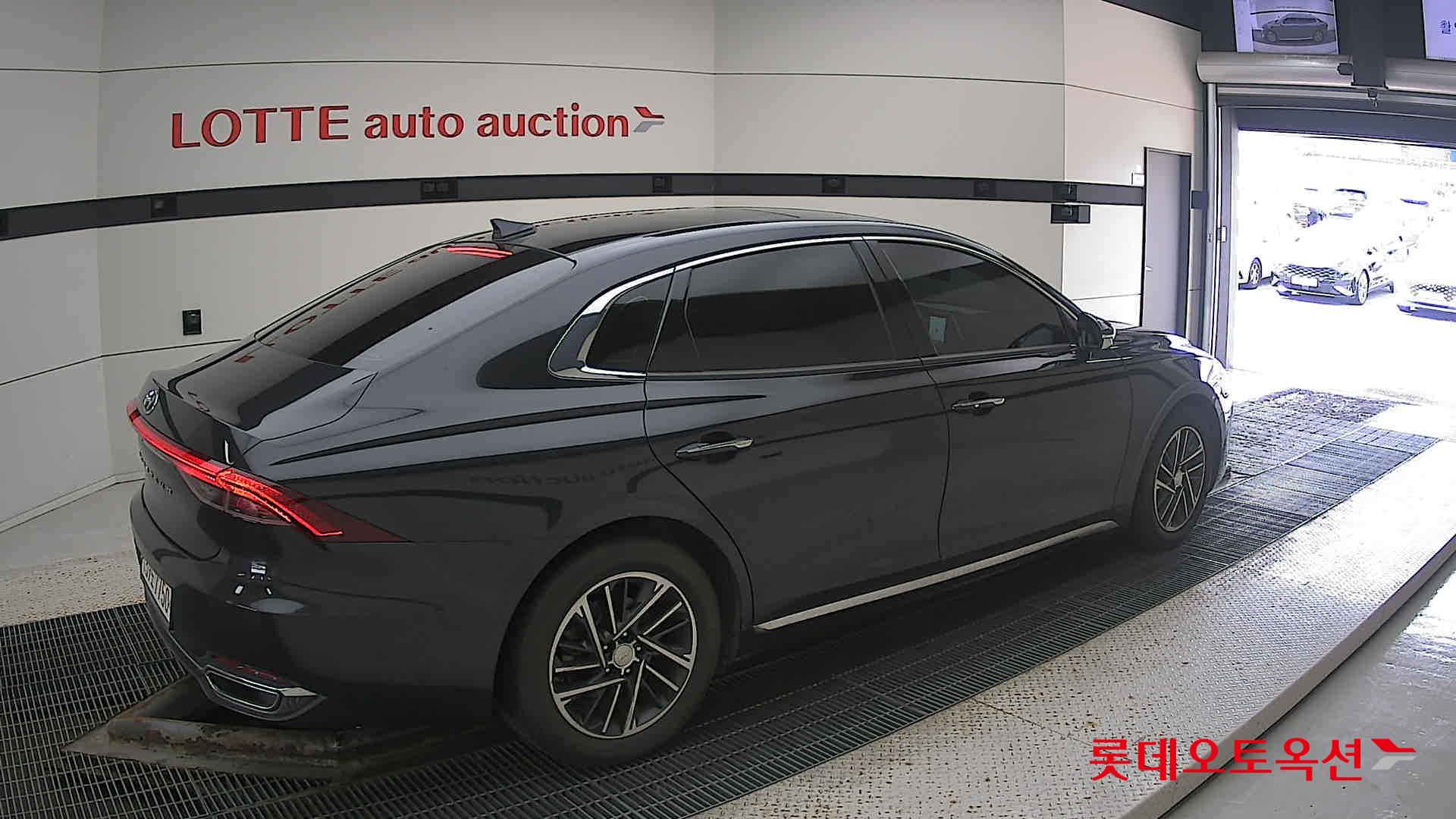 Hyundai Grandeur id 3057635 из Кореи 19