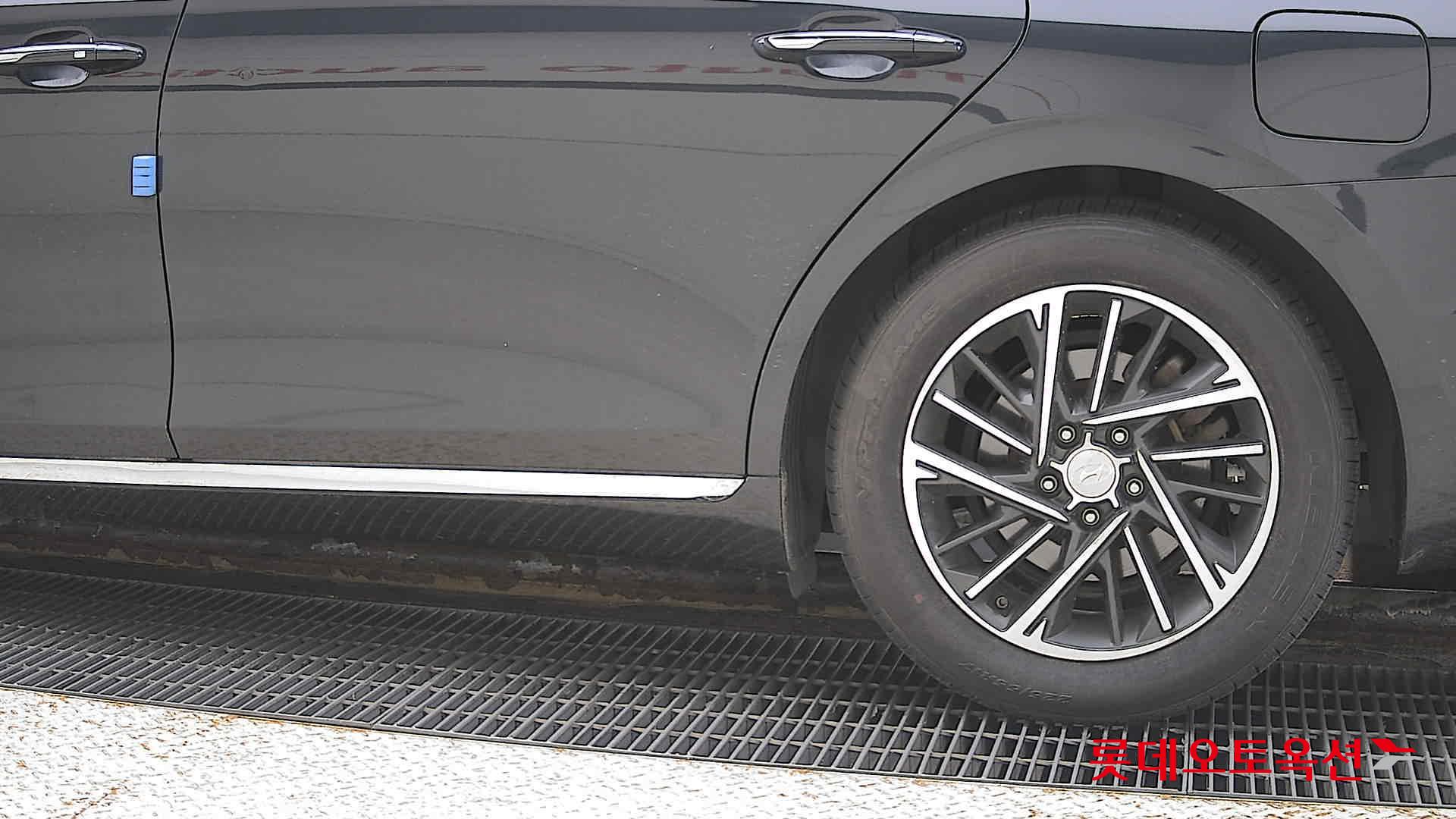 Hyundai Grandeur id 3057635 из Кореи 22