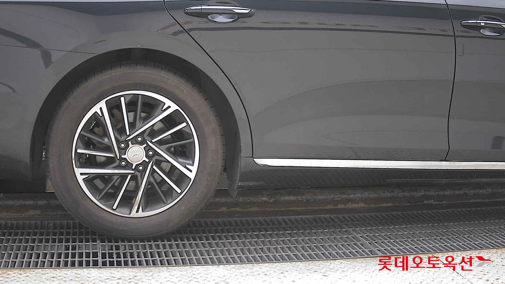 Hyundai Grandeur id 3057635 из Кореи 24