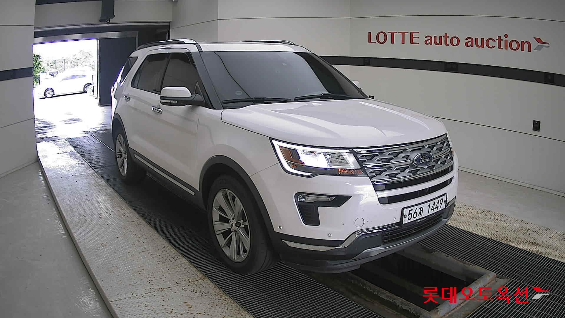 Ford Explorer 2.3 AWD 2019 Белый из Кореи, фото 2