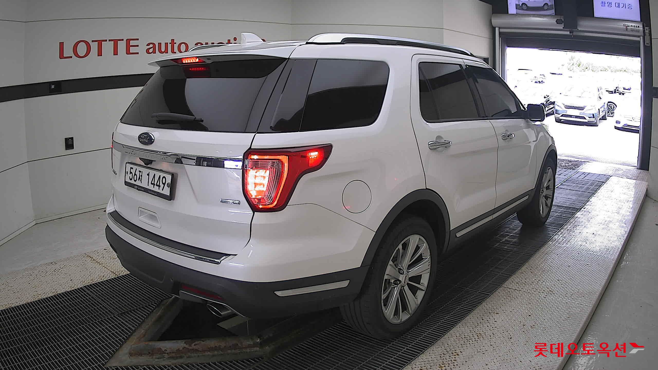 Ford Explorer 2.3 AWD 2019 Белый из Кореи, фото 4