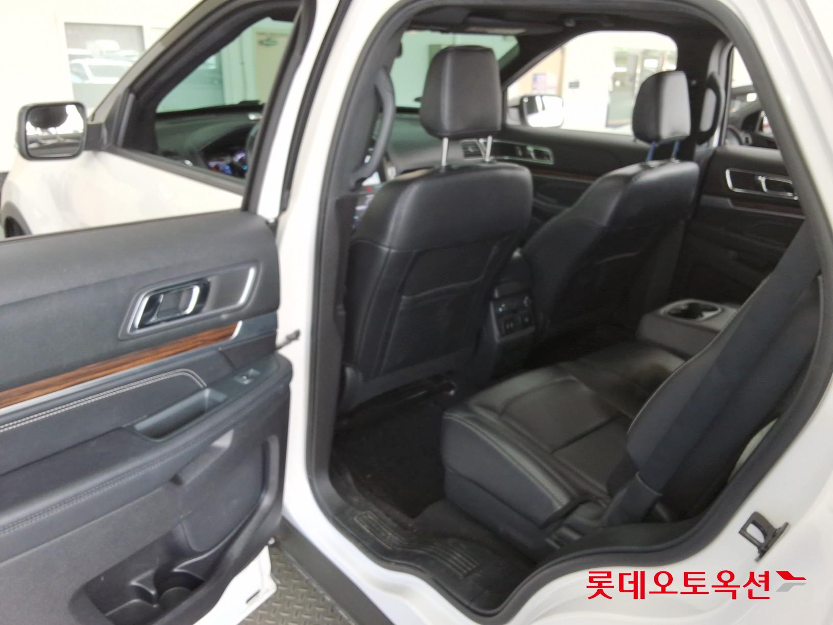 Ford Explorer 2.3 AWD id 3052613 из Кореи 36