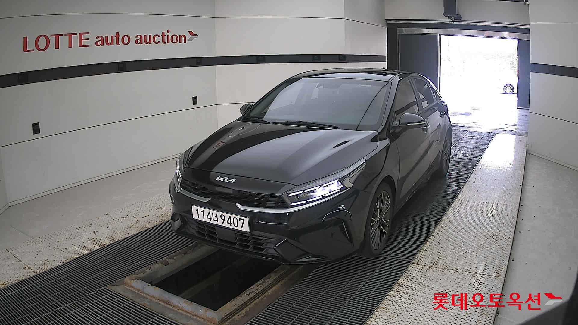 Kia K3 2022 Черный из Кореи