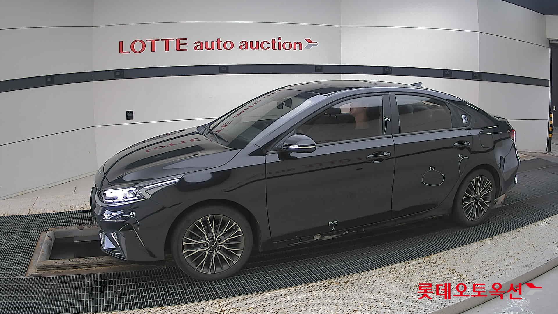 Kia K3 id 3097985 из Кореи 12