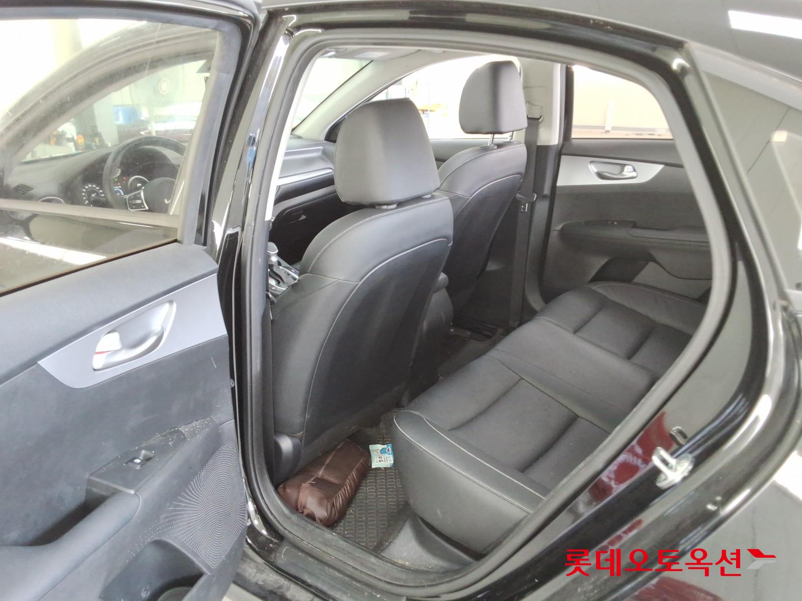 Kia K3 id 3097985 из Кореи 35