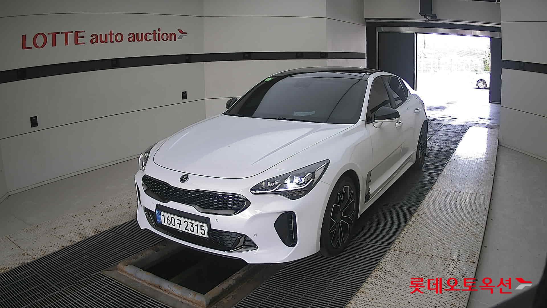 Kia Stinger 2018 Белый из Кореи