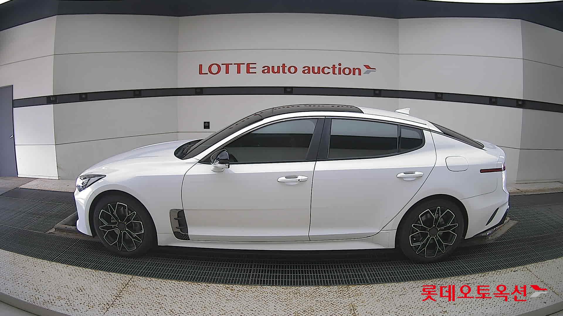 Kia Stinger id 3052578 из Кореи 7