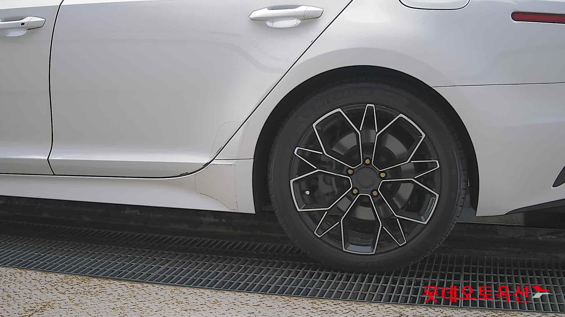 Kia Stinger id 3052578 из Кореи 22