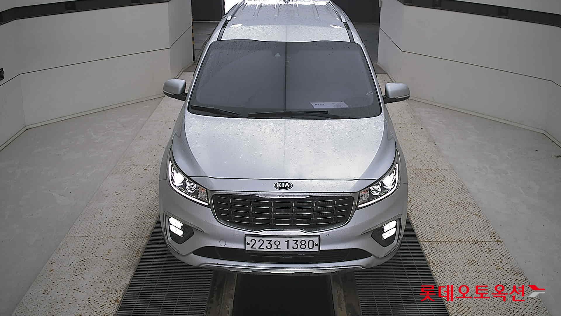 Kia Carnival id 3052576 из Кореи 8