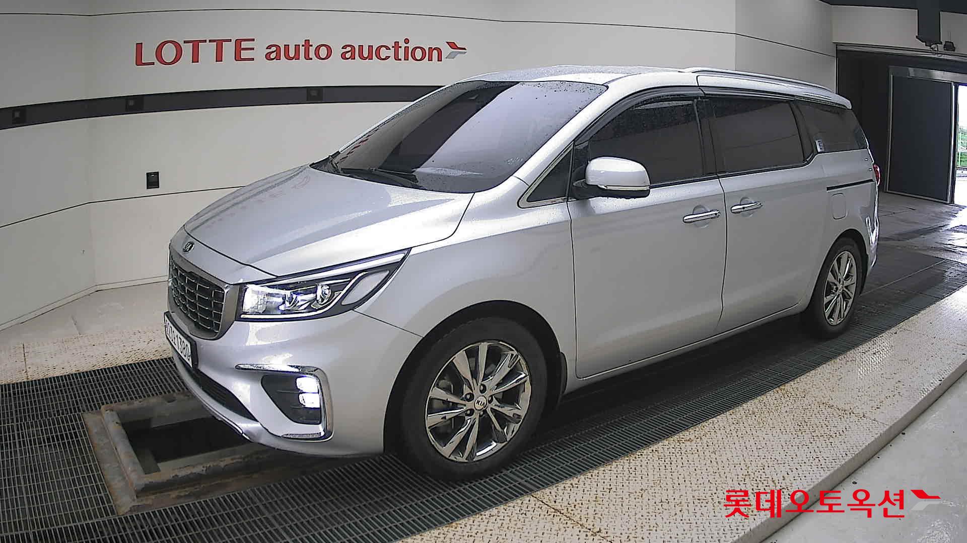 Kia Carnival id 3052576 из Кореи 13