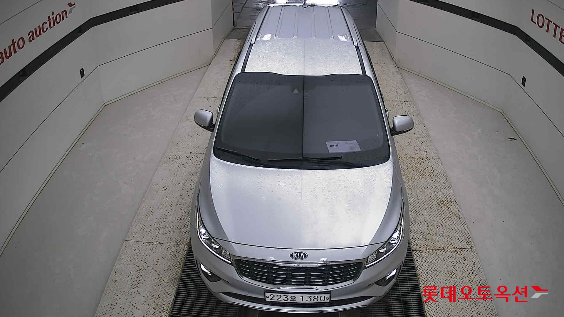 Kia Carnival id 3052576 из Кореи 25