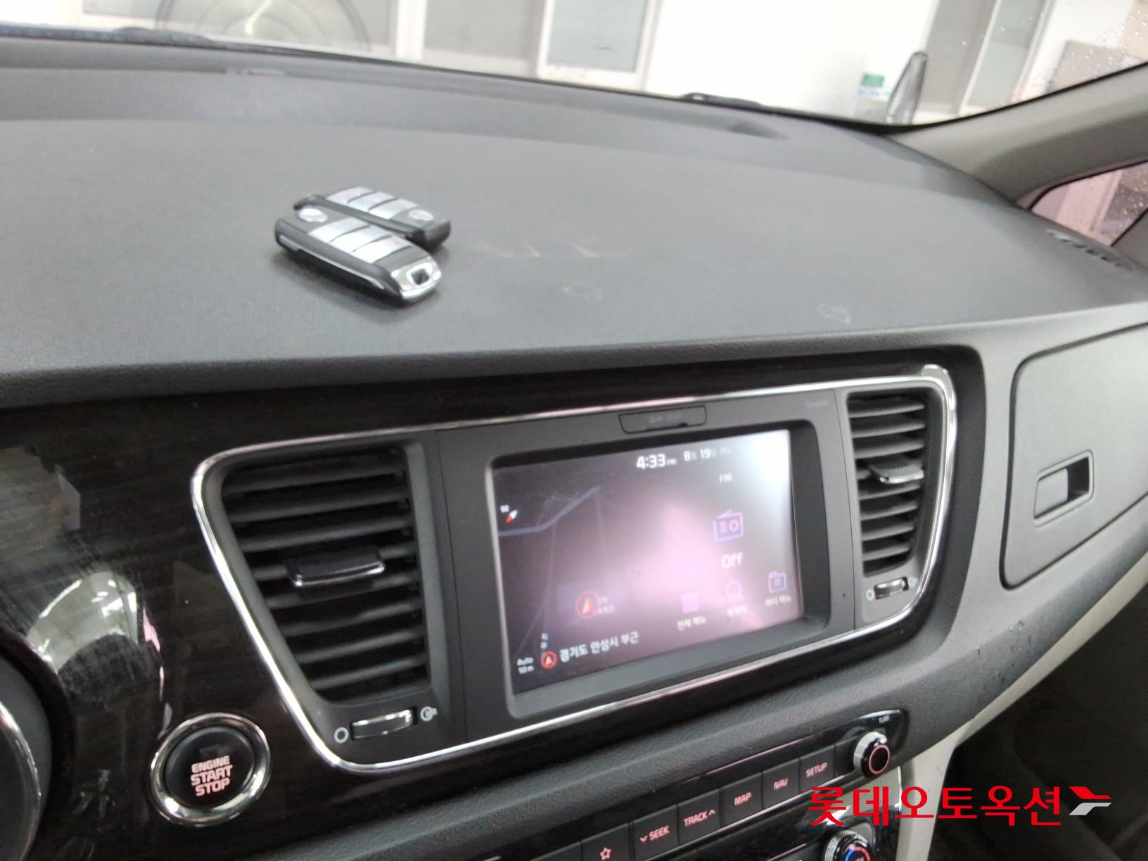 Kia Carnival id 3052576 из Кореи 31