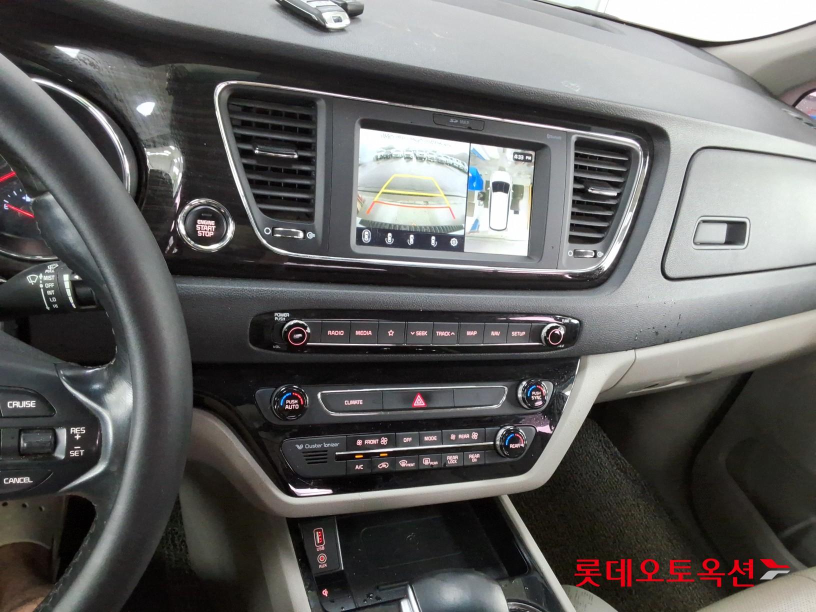 Kia Carnival id 3052576 из Кореи 32