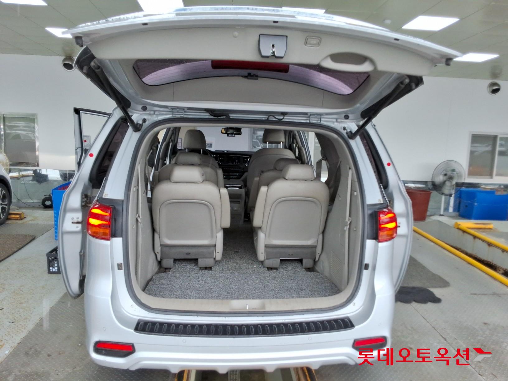 Kia Carnival id 3052576 из Кореи 37