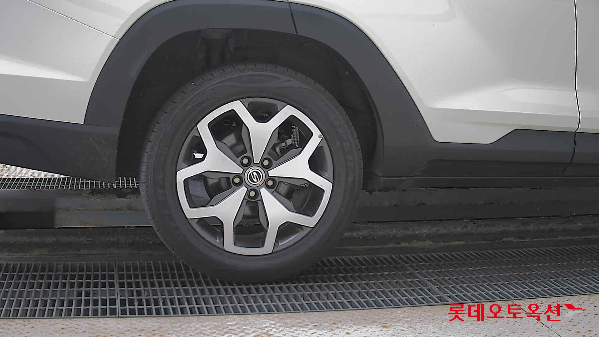 SsangYong Torres id 3052603 из Кореи 24