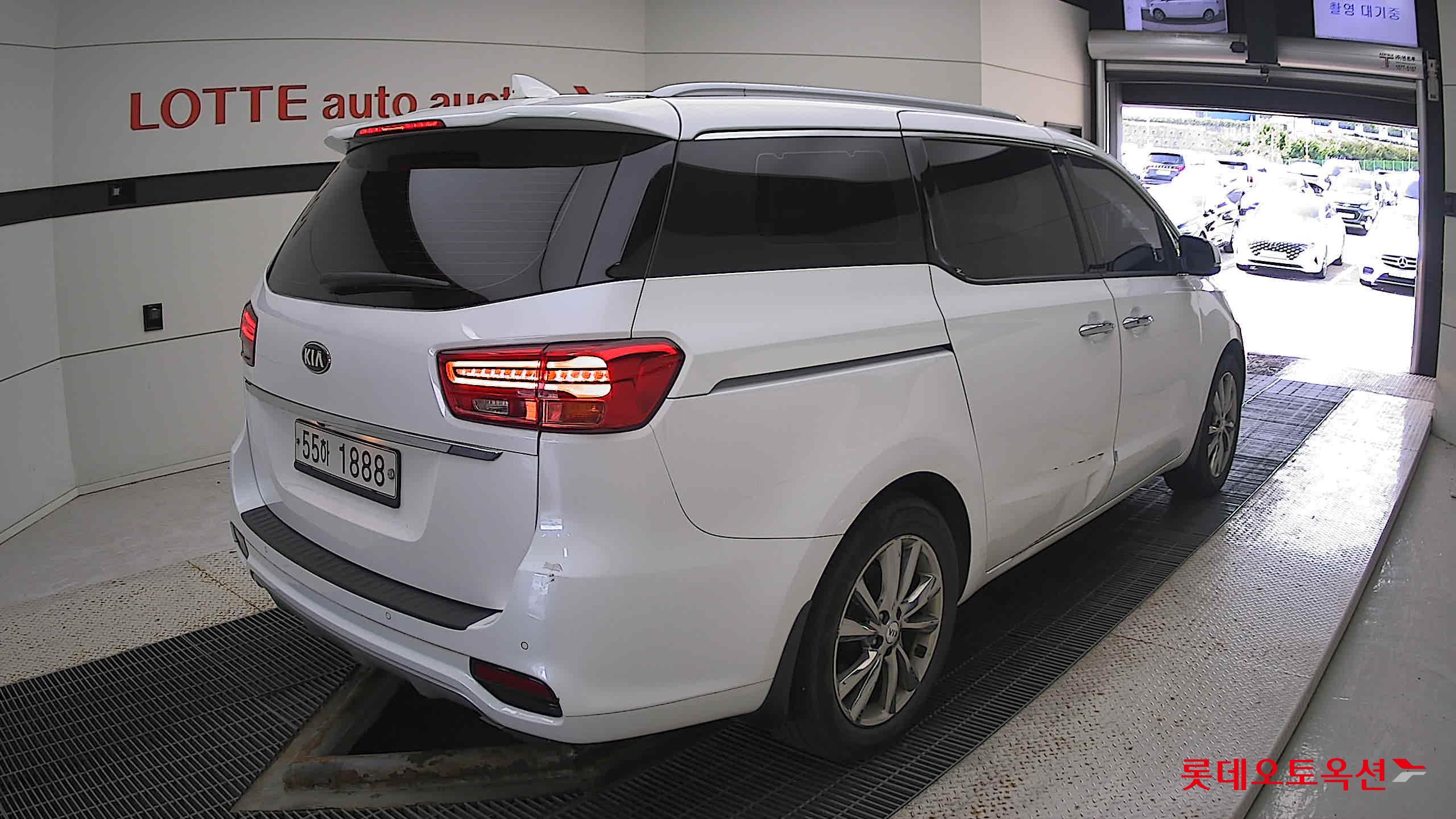 Kia Carnival 2019 Белый из Кореи, фото 4