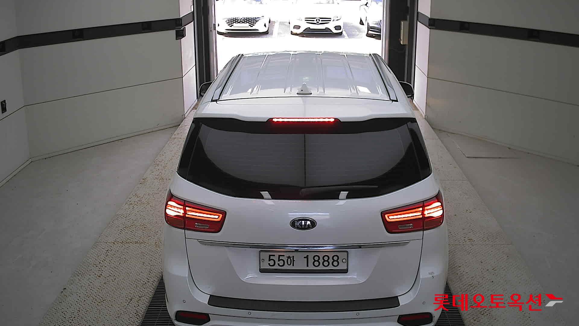 Kia Carnival 2019 Белый из Кореи, фото 5