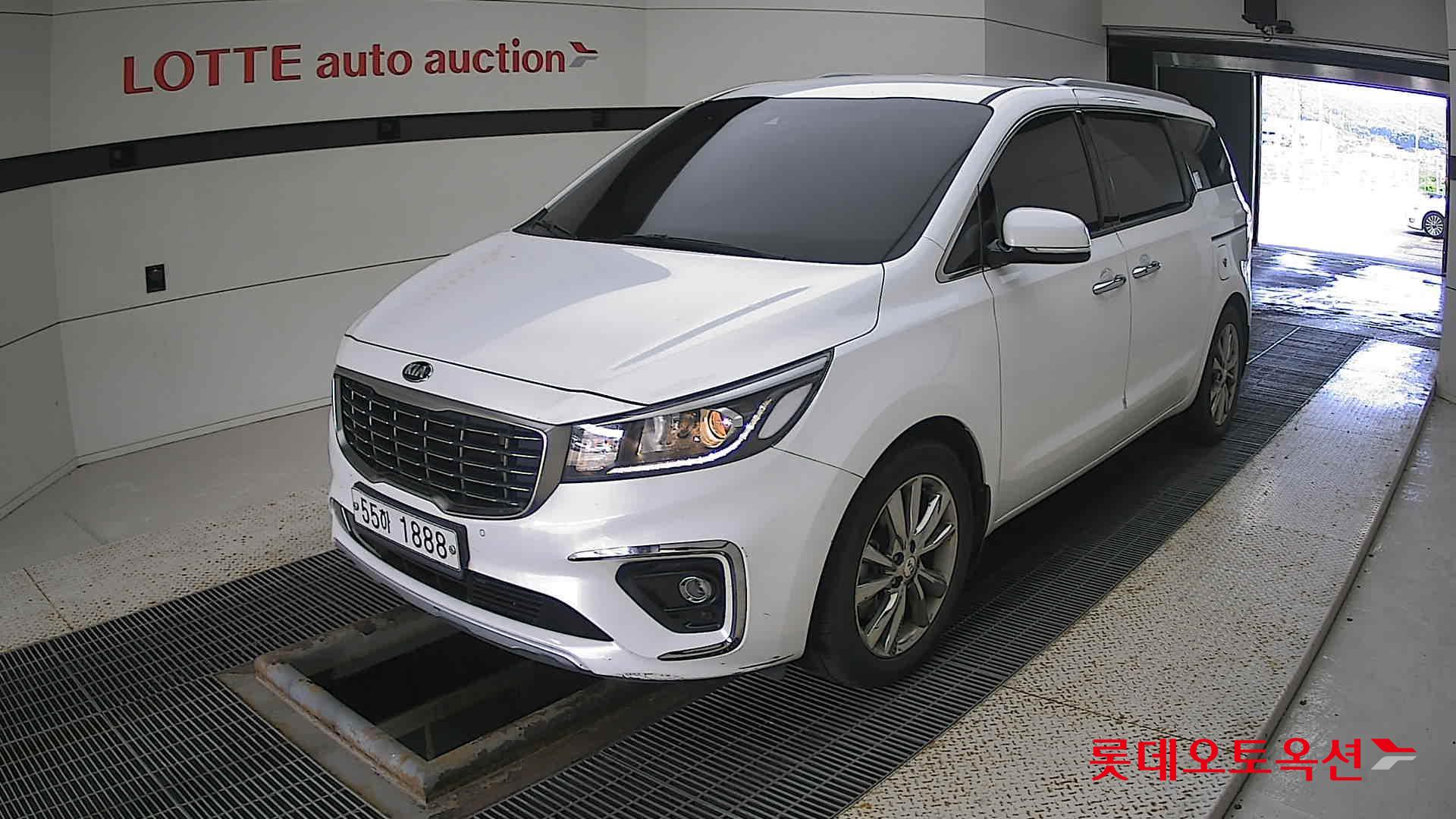 Kia Carnival id 3057710 из Кореи 14