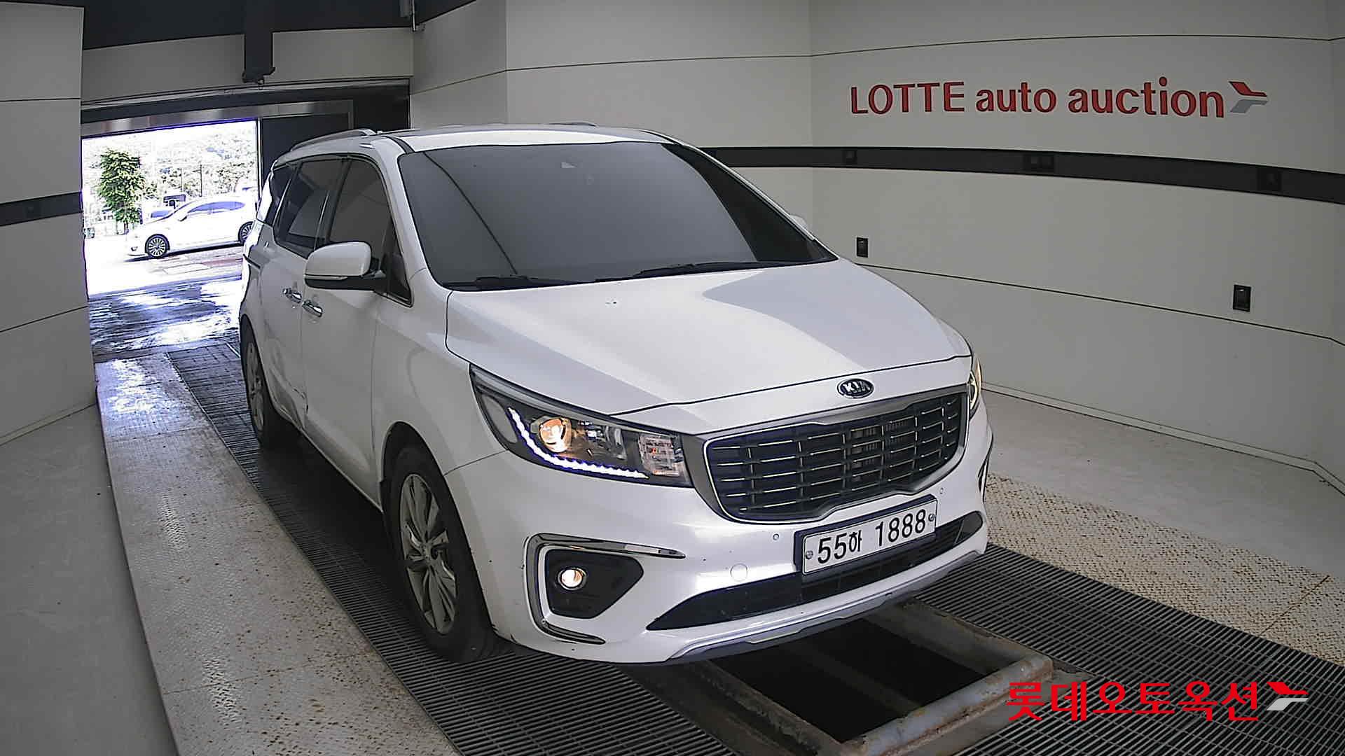 Kia Carnival id 3057710 из Кореи 15