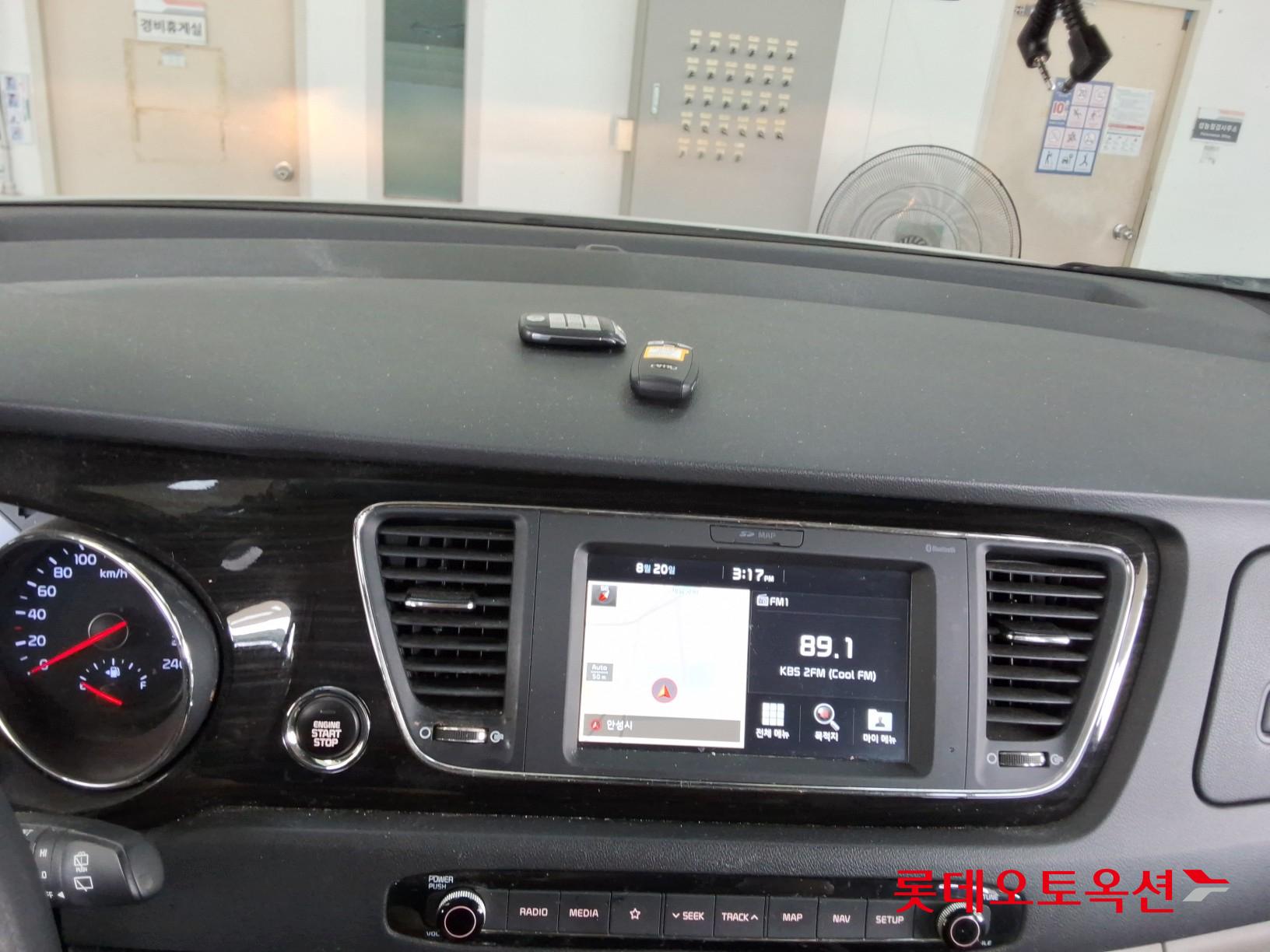 Kia Carnival id 3057710 из Кореи 31