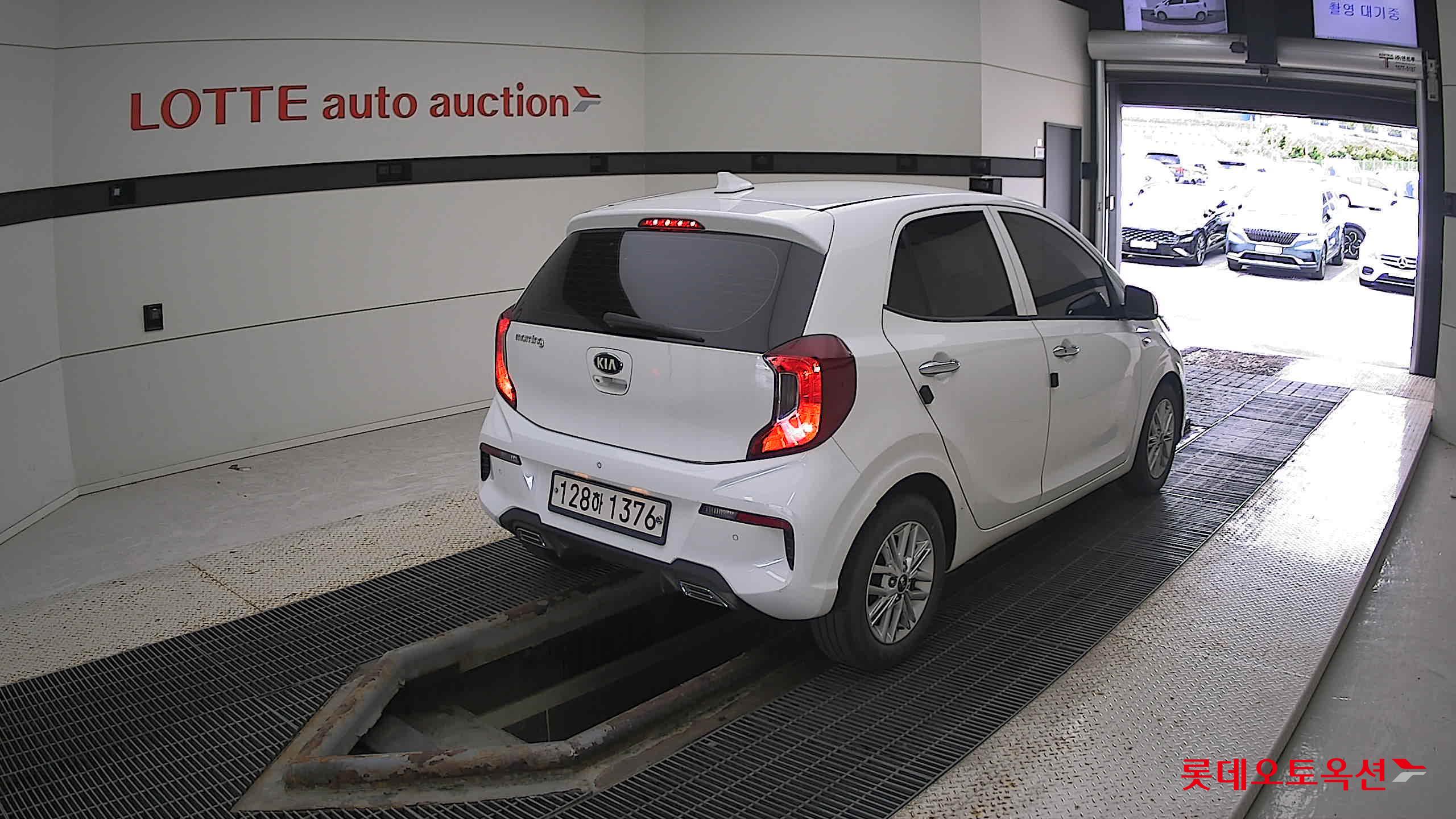 Kia Morning 2021 Белый из Кореи, фото 4