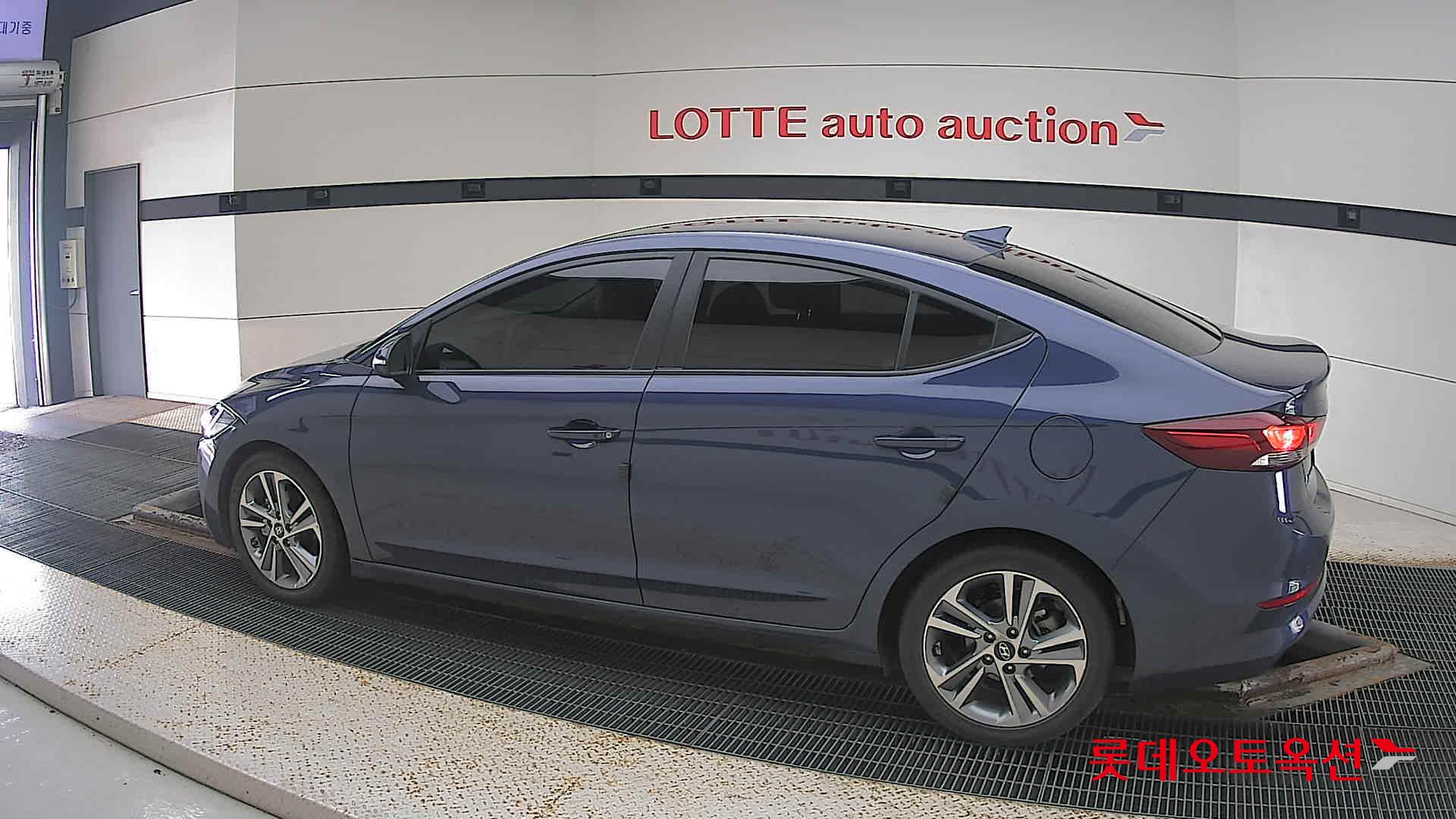 Hyundai Avante id 3057669 из Кореи 11