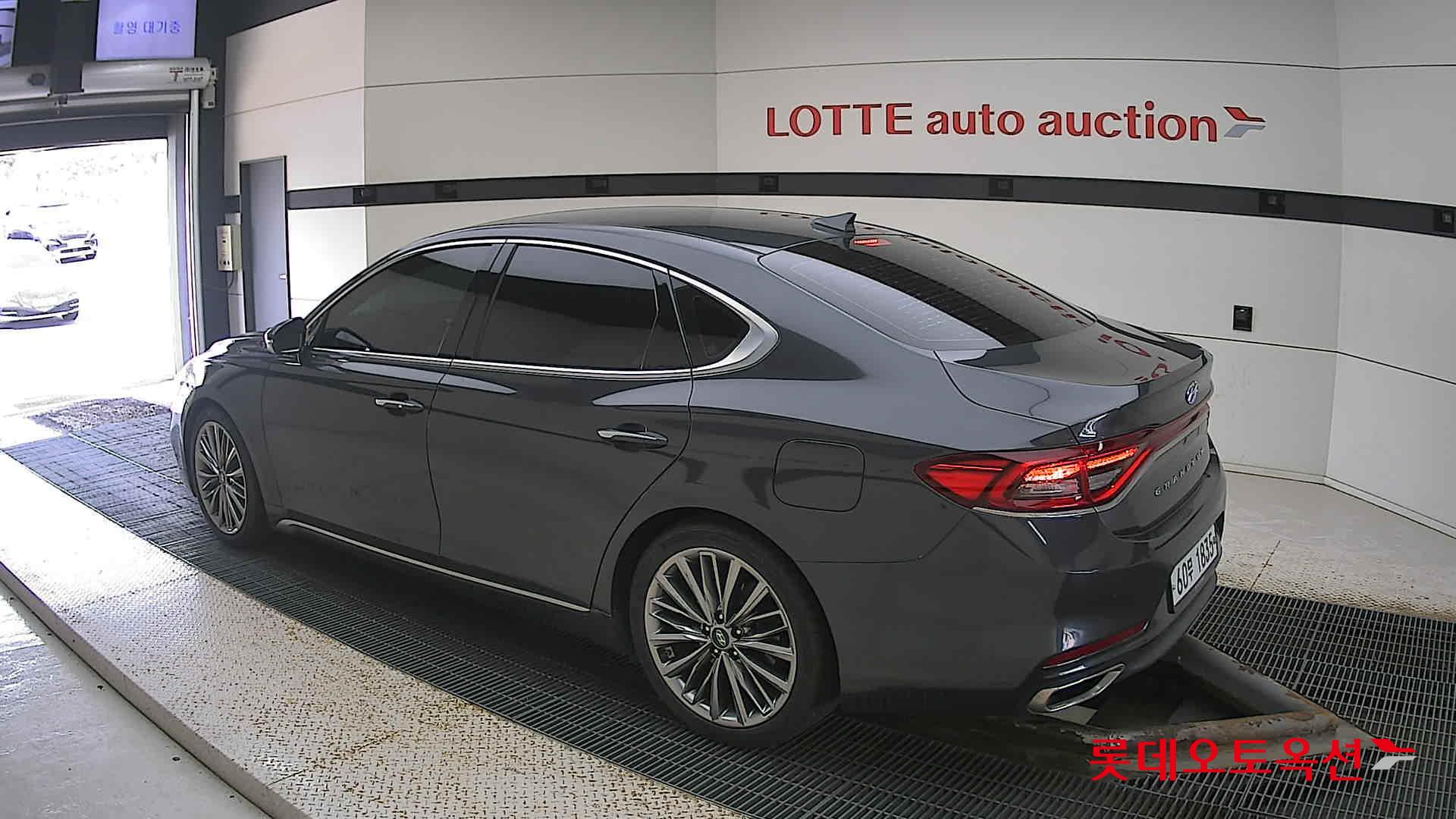 Hyundai Grandeur id 3057629 из Кореи 10