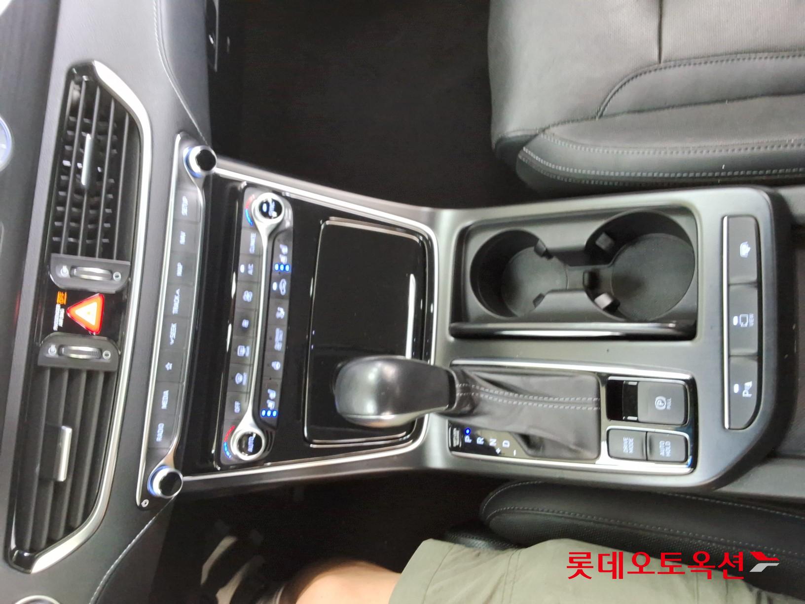 Hyundai Granger Hybrid id 3052528 из Кореи 31